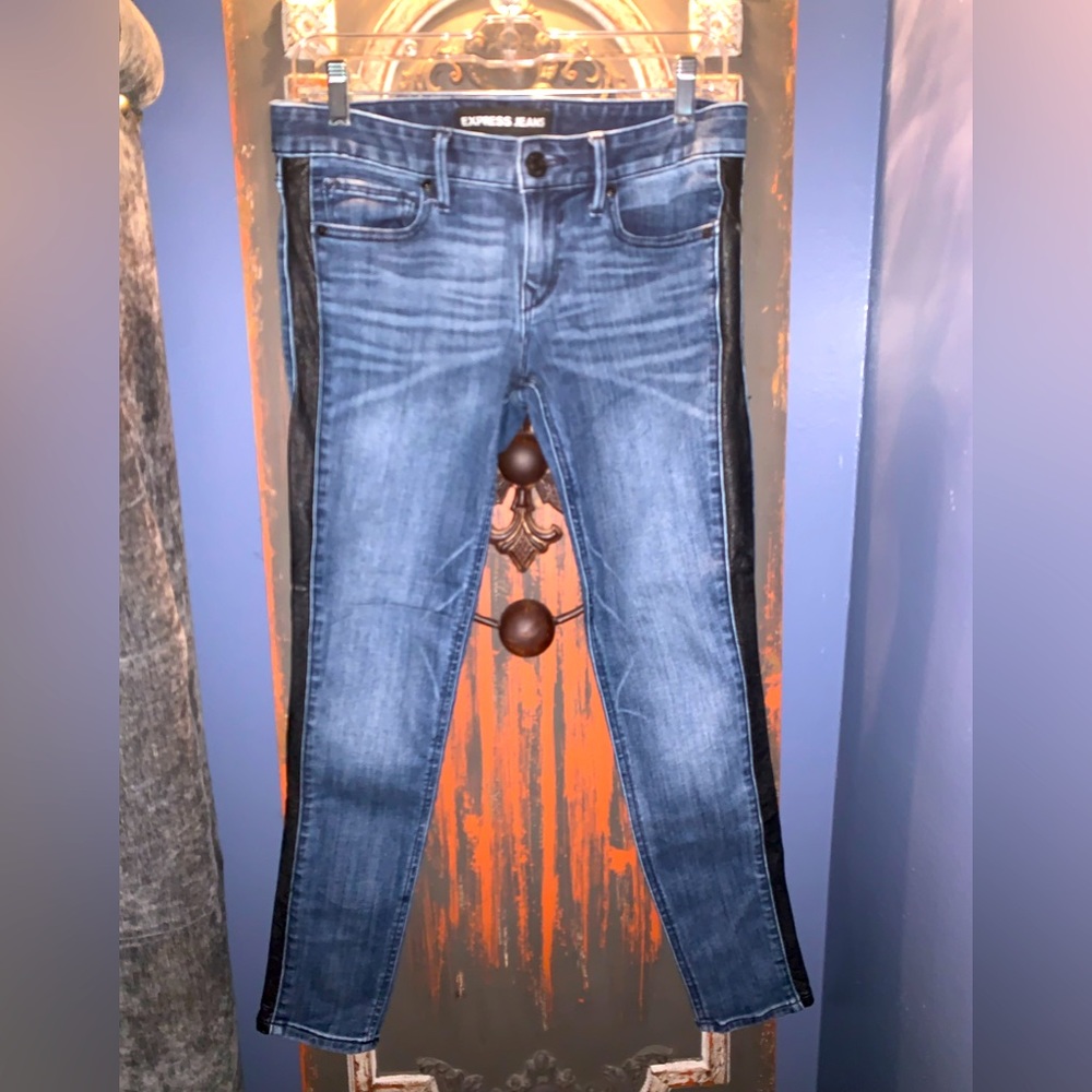 Express Jeans FAUX LEATHER INSERTS sz. 8 regular